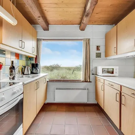 2 Bedroom Lovely In Hvide Sande Holiday home Havrvig