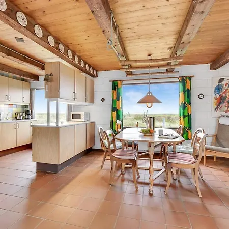 2 Bedroom Lovely In Hvide Sande Havrvig