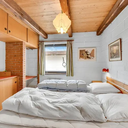2 Bedroom Lovely In Hvide Sande *