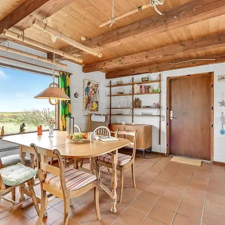 Дом отдыха 2 Bedroom Lovely In Hvide Sande *